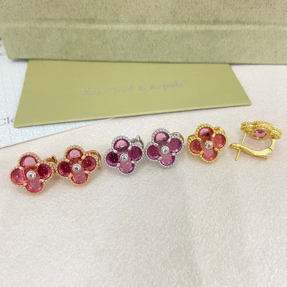 [⭐Haelin Jewelry]2026 NEW  CLOVER 1 MOTIFPINK ENAMEL STUD EARRINGS WITH DIAMONDS2