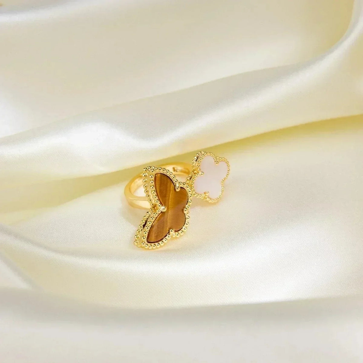 [⭐Haelin Jewelry]LUCKY BETWEEN THE FINGER RING