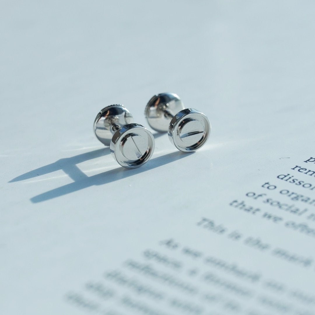 [⭐Haelin Jewelry]LOVE EARRINGS SILVER 10MM