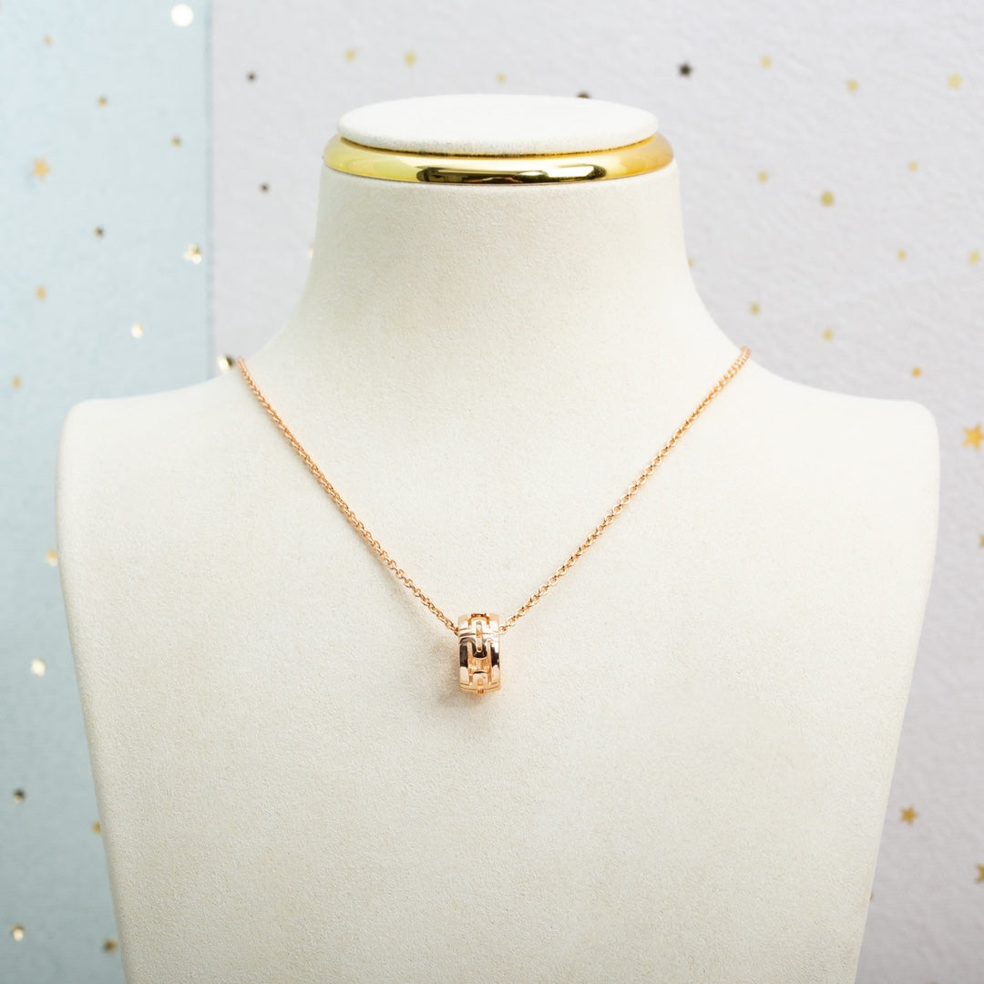 [⭐Haelin Jewelry]PARENTESI NECKLACE PINK GOLD