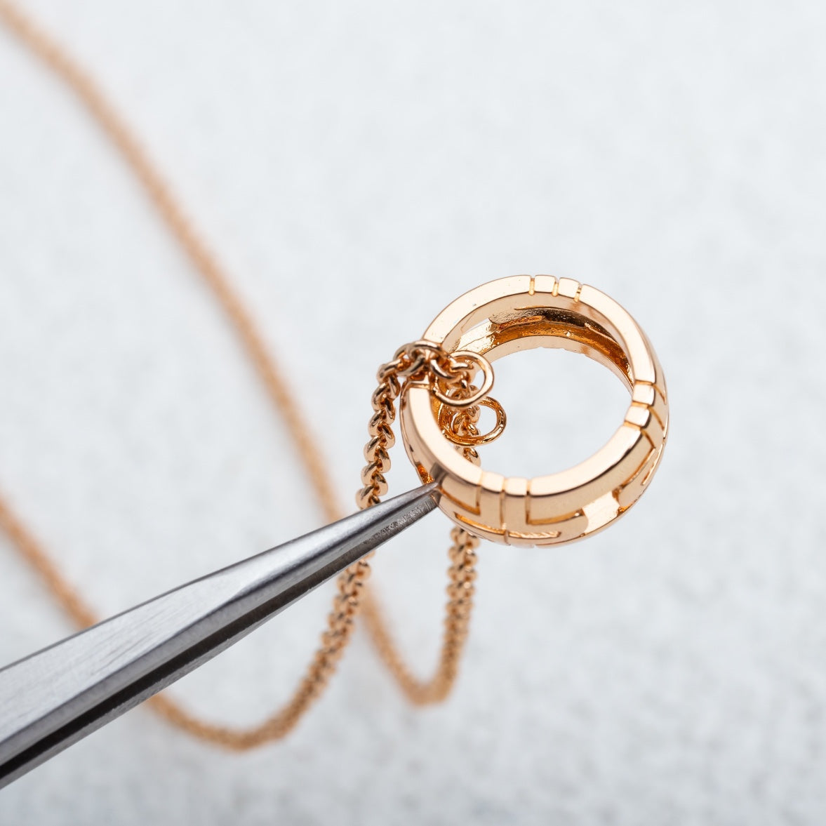 [⭐Haelin Jewelry]PARENTESI NECKLACE PINK GOLD
