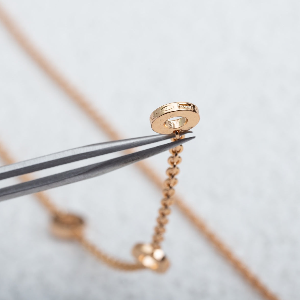 [⭐Haelin Jewelry]PARENTESI NECKLACE PINK GOLD