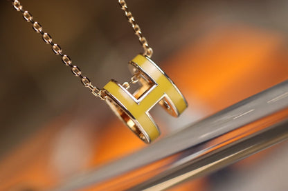 [⭐Haelin Jewelry]POP H PEDANT PINK GOLD