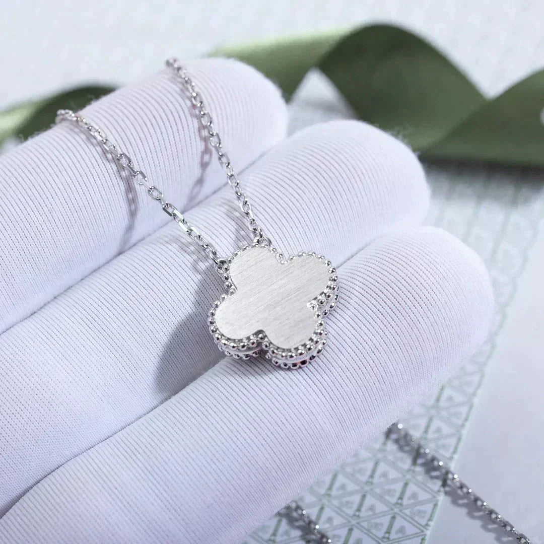 [⭐Haelin Jewelry]CLOVER  15MM DIAMOND LASER NECKLACE SILVER