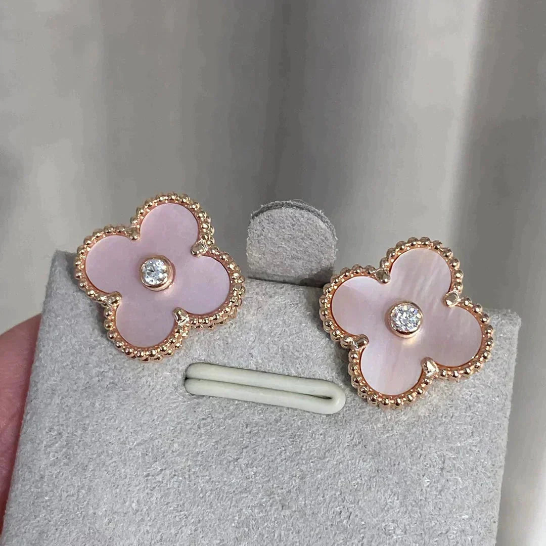 [⭐Haelin Jewelry]CLOVER MEDIUM 1 MOTIFS  PINK MOP DIAMOND EARRINGS