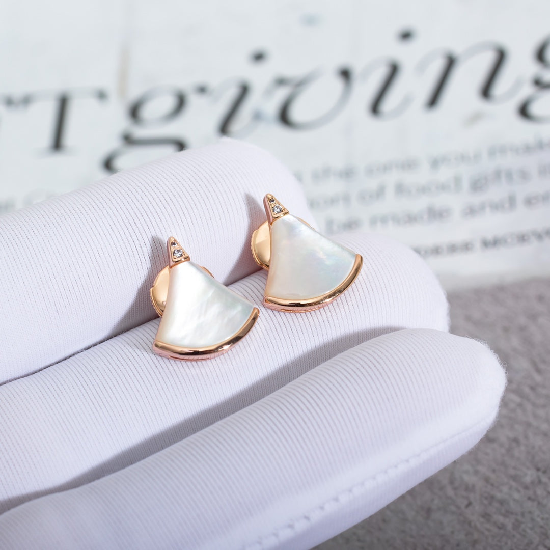 [⭐Haelin Jewelry]DIVAS DREAM EARRINGS PINK GOLD