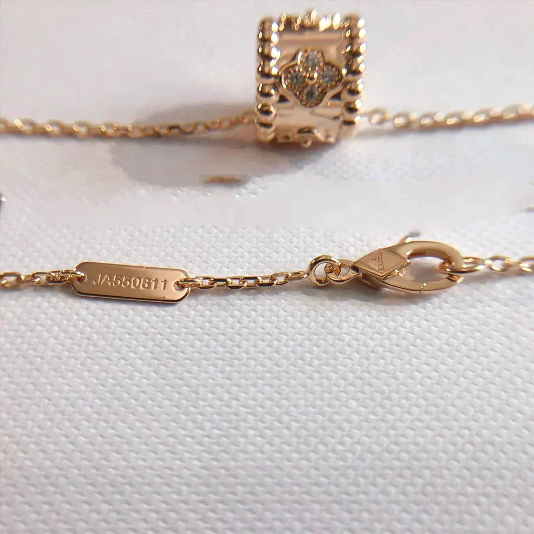 [⭐Haelin Jewelry]PERLEE PEDANT NECKLACE GOLD / ROSE GOLD