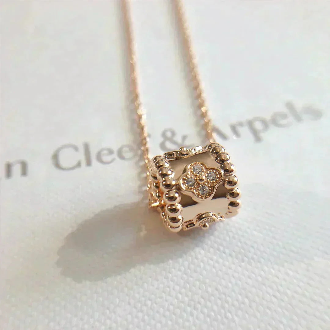 [⭐Haelin Jewelry]PERLEE PEDANT NECKLACE GOLD / ROSE GOLD