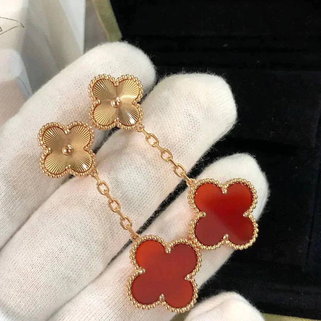 [⭐Haelin Jewelry]CLOVER 2 MOTIF  LASER CARNELIAN EARRINGS