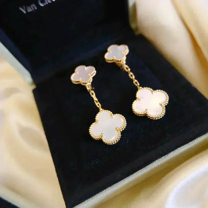 [⭐Haelin Jewelry]CLOVER 2 MOTIF WHITE MOP EARRINGS