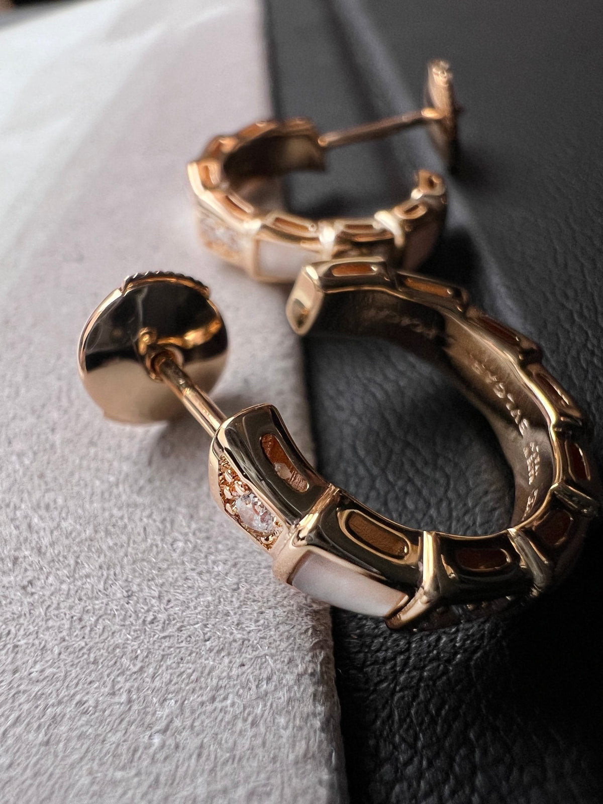 [⭐Haelin Jewelry]SERPENTI MOP PINK GOLD EARRINGS