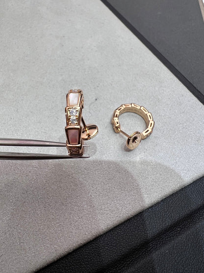 [⭐Haelin Jewelry]SERPENTI MOP PINK GOLD EARRINGS