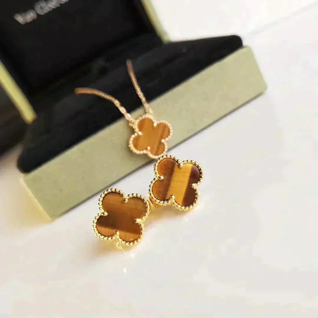 [⭐Haelin Jewelry]CLOVER MEDIUM 1 MOTIFS TIGER EYE EARRINGS