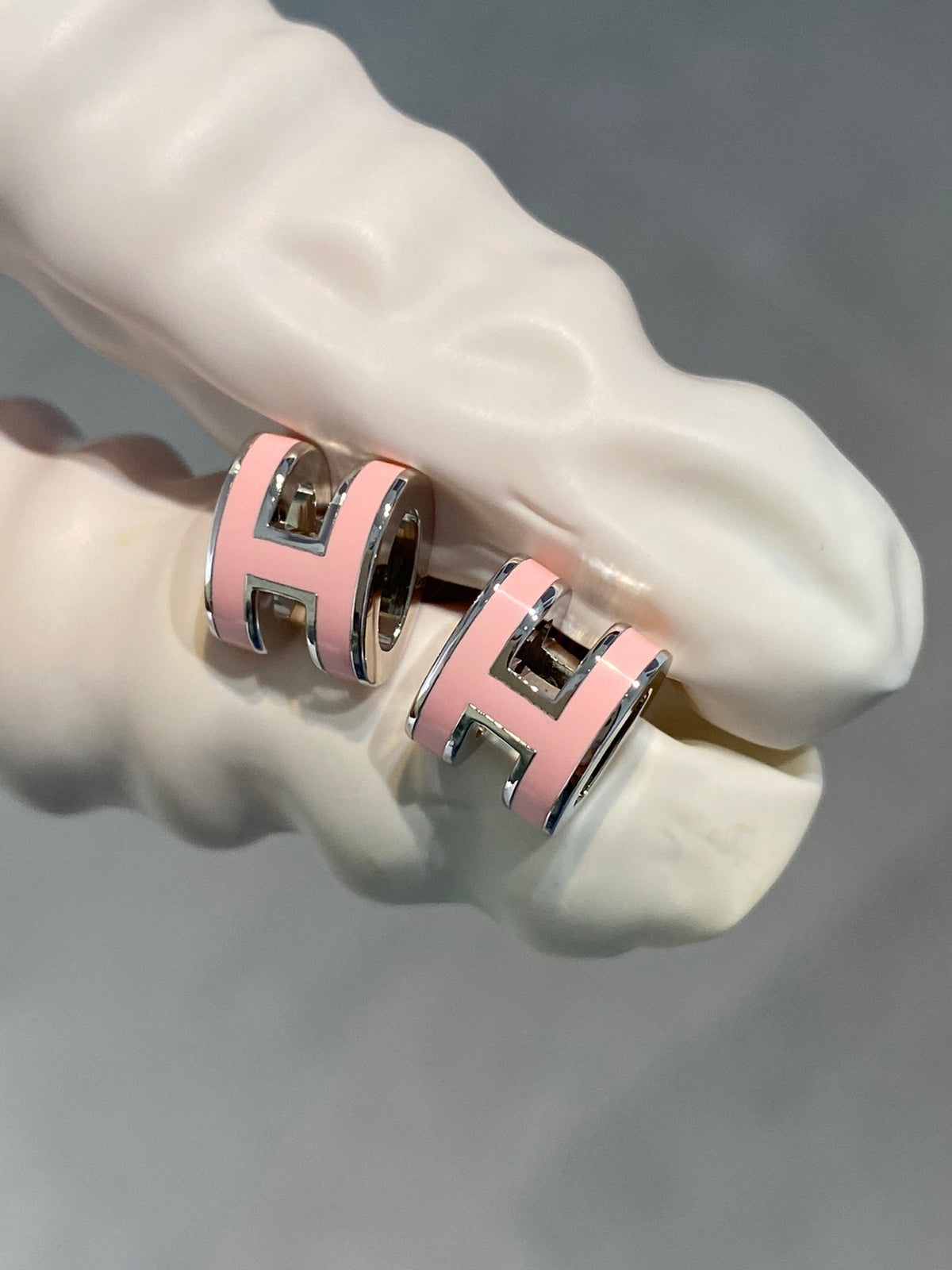 [⭐Haelin Jewelry]MINI POP H SILVER EARRINGS PINK