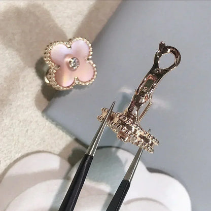 [⭐Haelin Jewelry]CLOVER MEDIUM 1 MOTIFS  PINK MOP DIAMOND EARRINGS