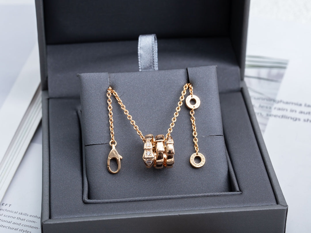 [⭐Haelin Jewelry]SERPENTI PINK GOLD NECKLACE DIAMOND