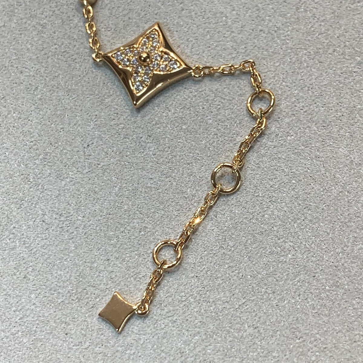 [⭐Haelin Jewelry]STAR AND SUN 4 MOTIFS GOLD DIAMONDS BRACELET