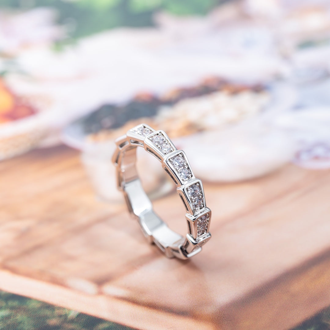 [⭐Haelin Jewelry]SERPENTI RING SILVER DIAMOND PAVED 3MM