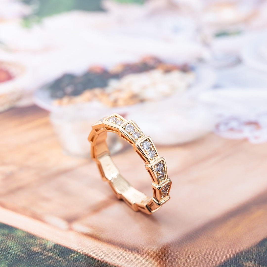 [⭐Haelin Jewelry]SERPENTI RING PINK GOLD DIAMOND PAVED 3MM
