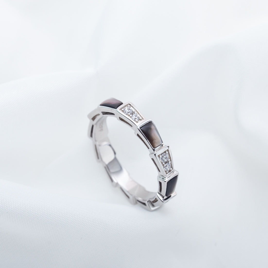 [⭐Haelin Jewelry]SERPENTI RING SILVER  DIAMOND BLACK MOP 3MM