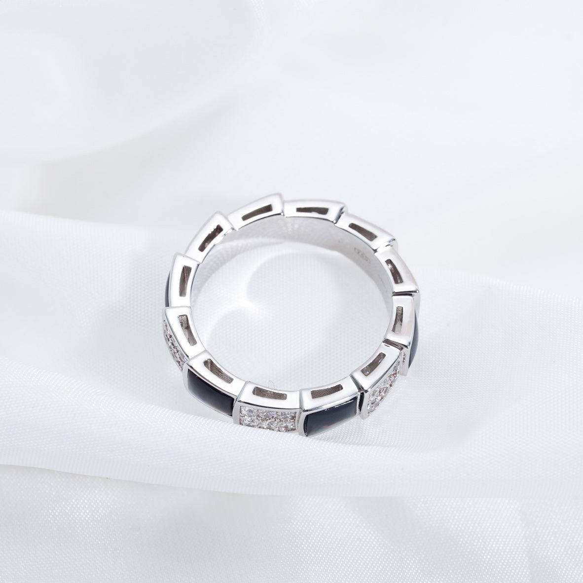 [⭐Haelin Jewelry]SERPENTI RING SILVER DIAMOND BLACK MOP 4MM