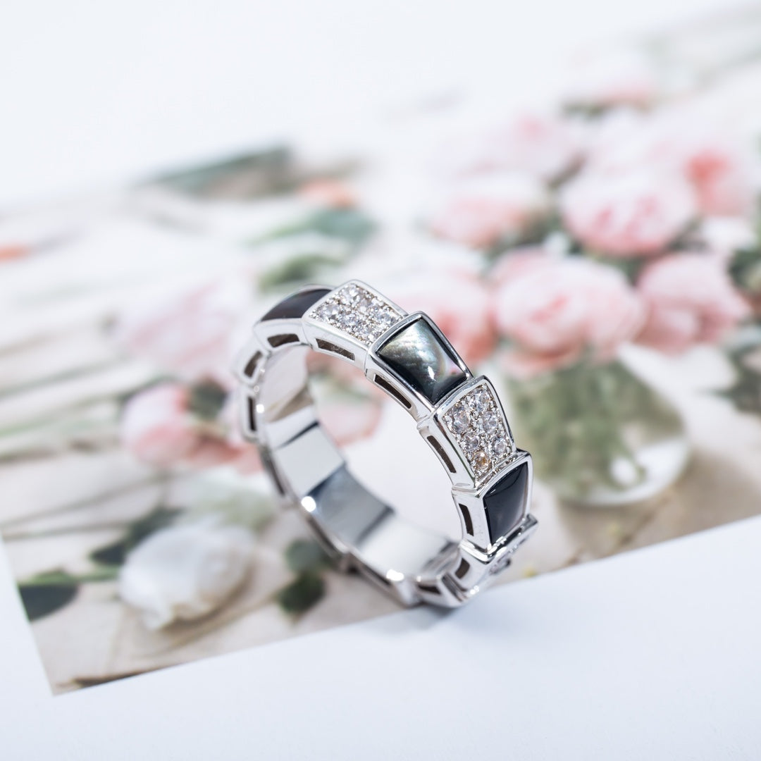 [⭐Haelin Jewelry]SERPENTI RING SILVER DIAMOND BLACK MOP 4MM