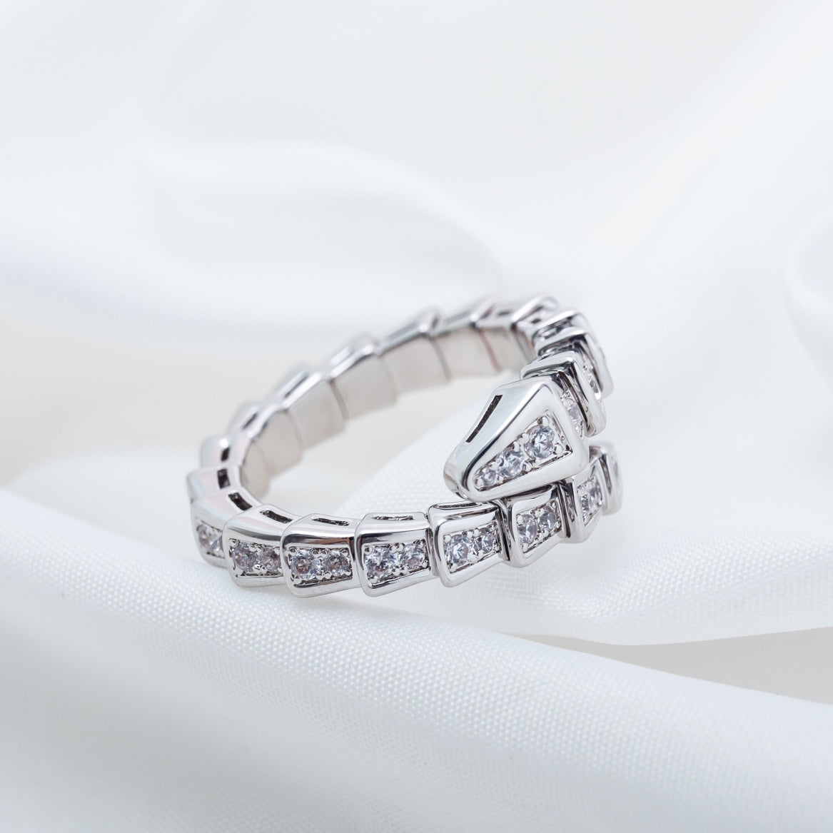 [⭐Haelin Jewelry]SERPENTI RING SILVER DIAMOND PAVED 4MM