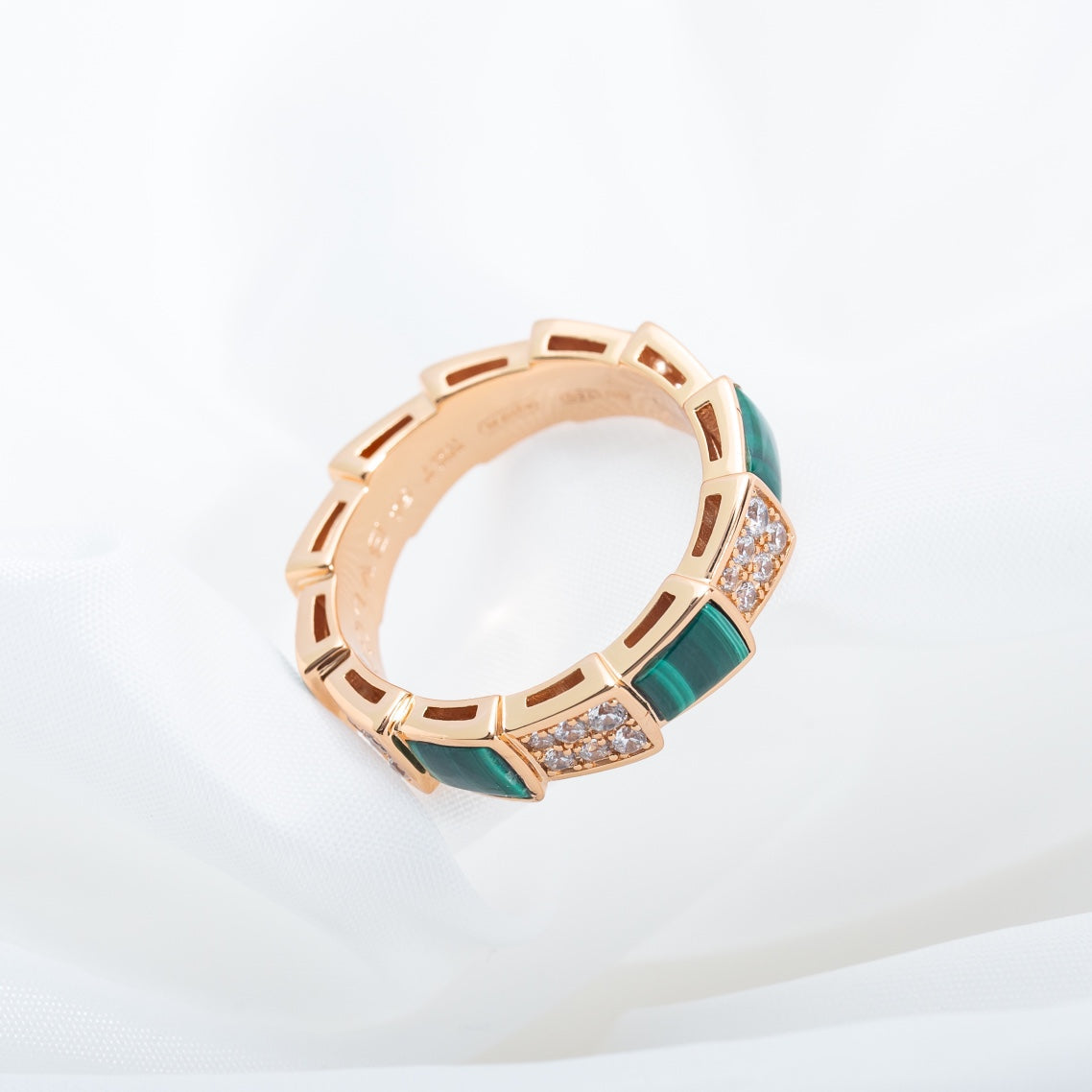 [⭐Haelin Jewelry]SERPENTI RING PINK GOLD MALACHITE DIAMOND PAVED 4MM