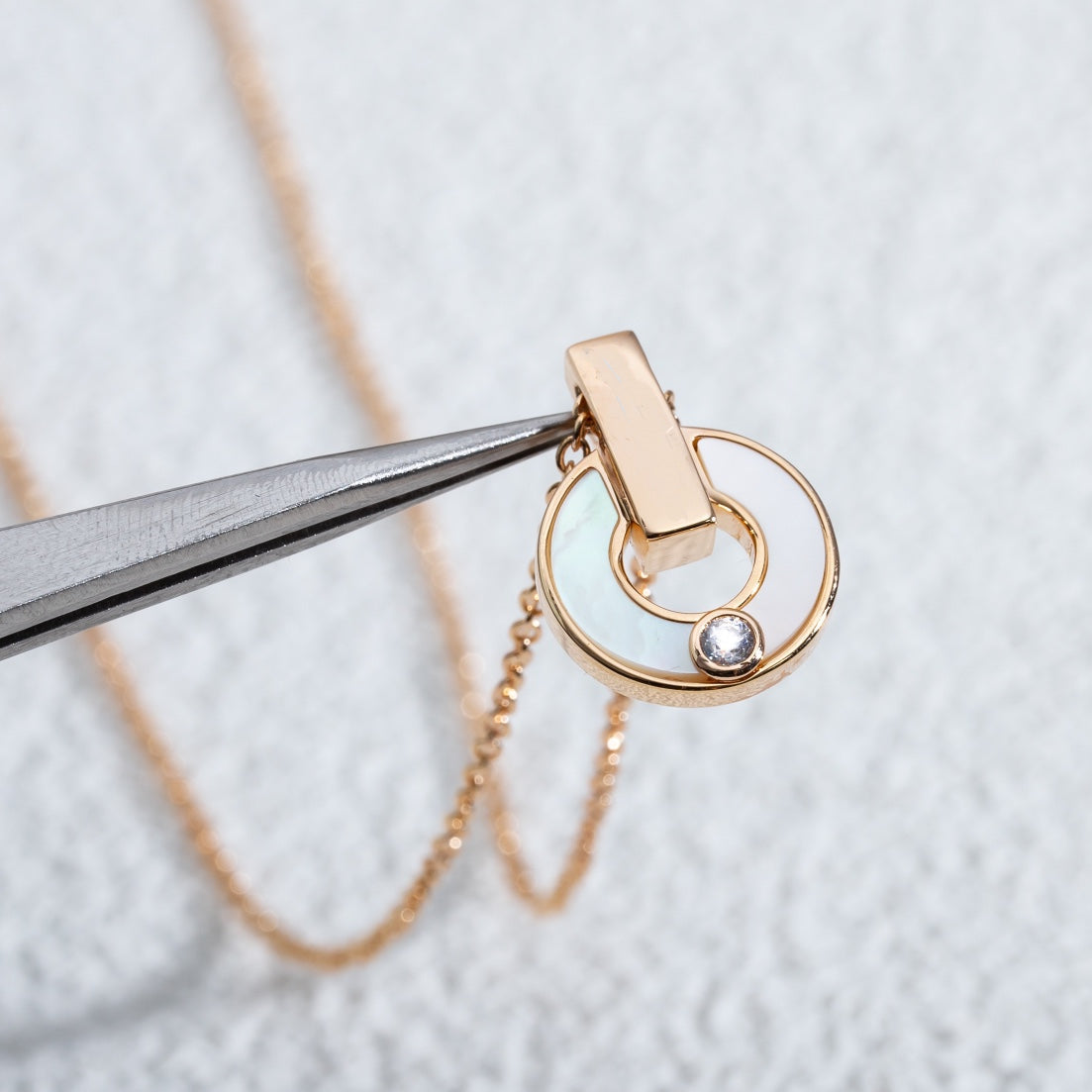 [⭐Haelin Jewelry]GARI NECKLACE PINK GOLD MOP