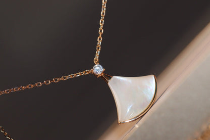 [⭐Haelin Jewelry]DREAM NECKLACE WHITE MOP PINK GOLD 1 DIAMOND