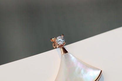 [⭐Haelin Jewelry]DREAM NECKLACE WHITE MOP PINK GOLD 1 DIAMOND