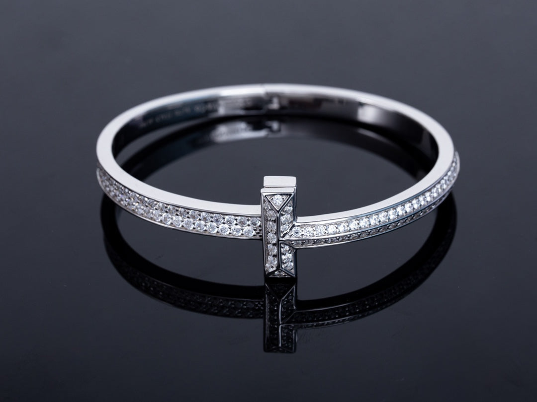 [Haelin Jewelry]WIDE DIAMONDS HINGED BANGLE SILVER