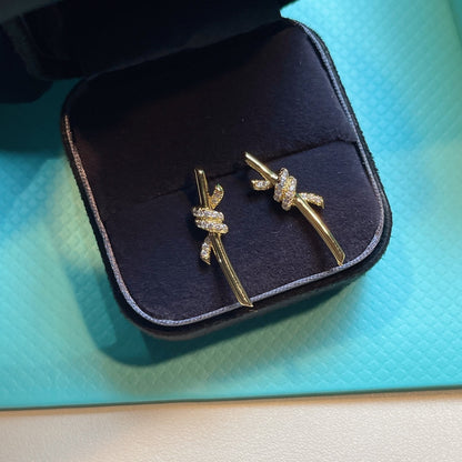 [Haelin Jewelry]KNOT EARRINGS GOLD DIAMOND