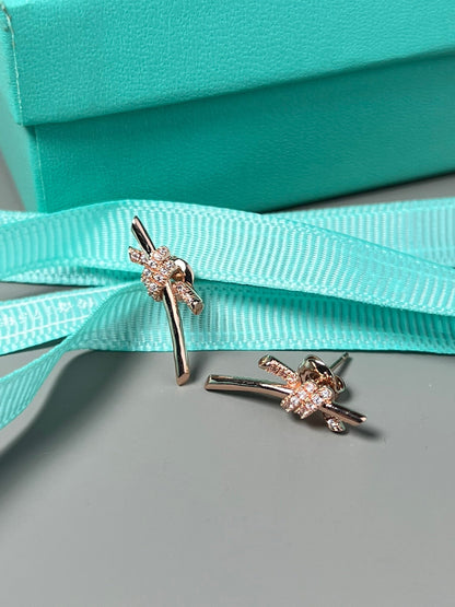 [Haelin Jewelry]KNOT EARRINGS PINK GOLD DIAMOND