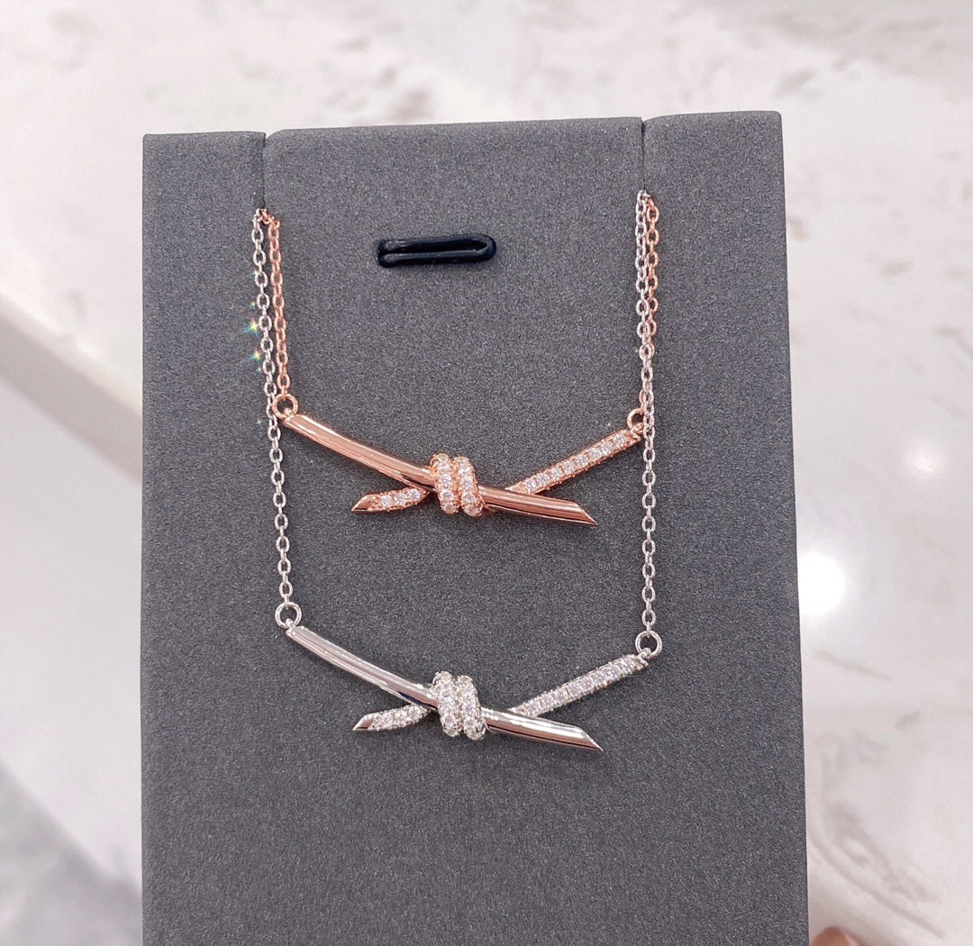 [Haelin Jewelry]KNOT NECKLACE DIAMONDS
