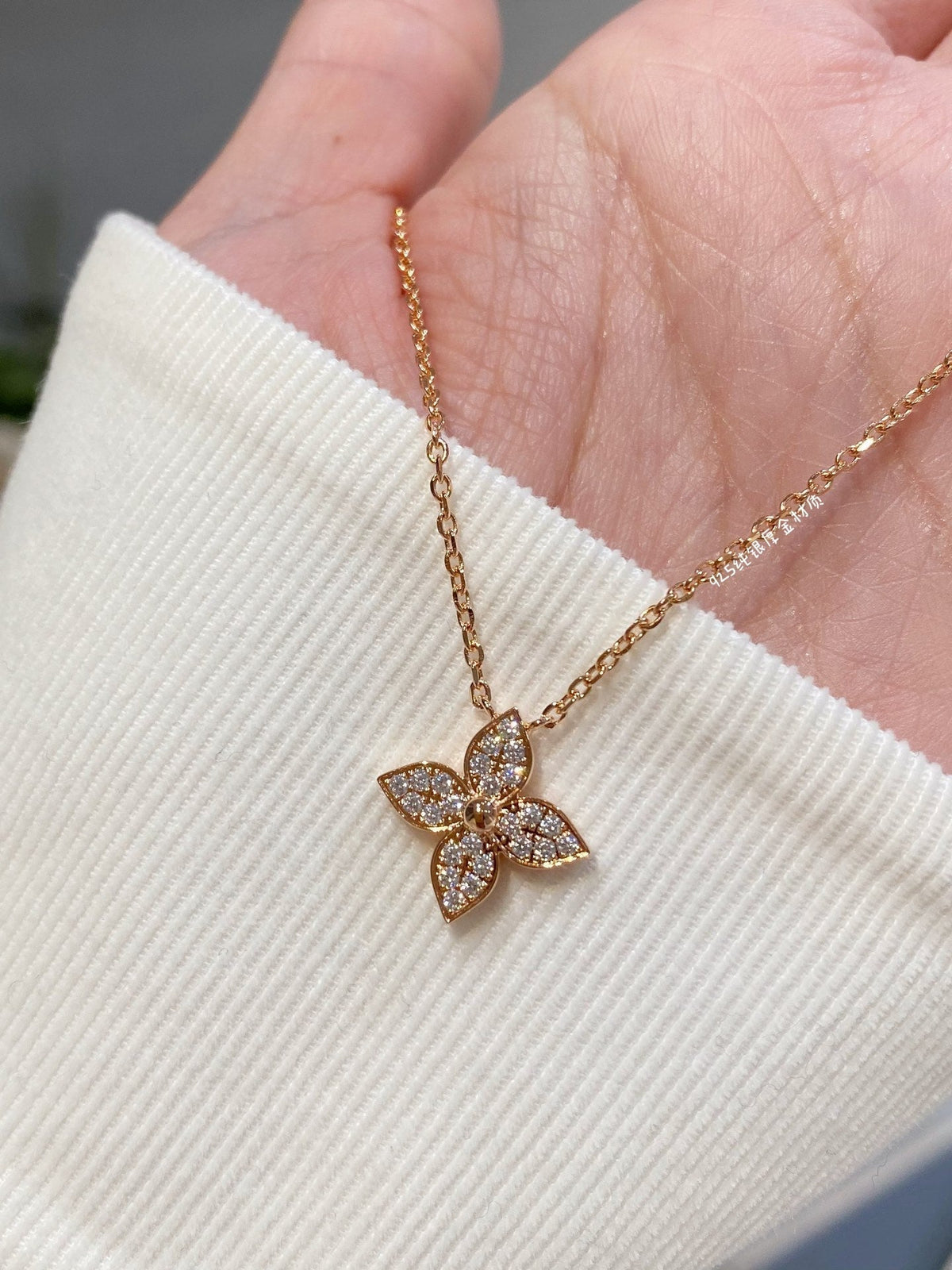 [⭐Haelin Jewelry]STAR DIAMOND NECKALCE