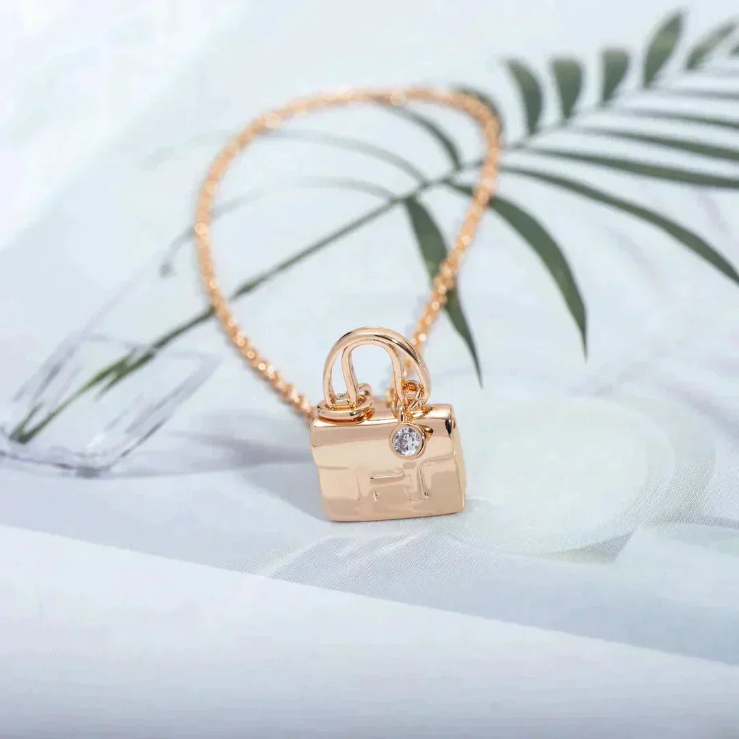 [⭐Haelin Jewelry]AMULETTE PEDANT ROSE GOLD NECKLACE