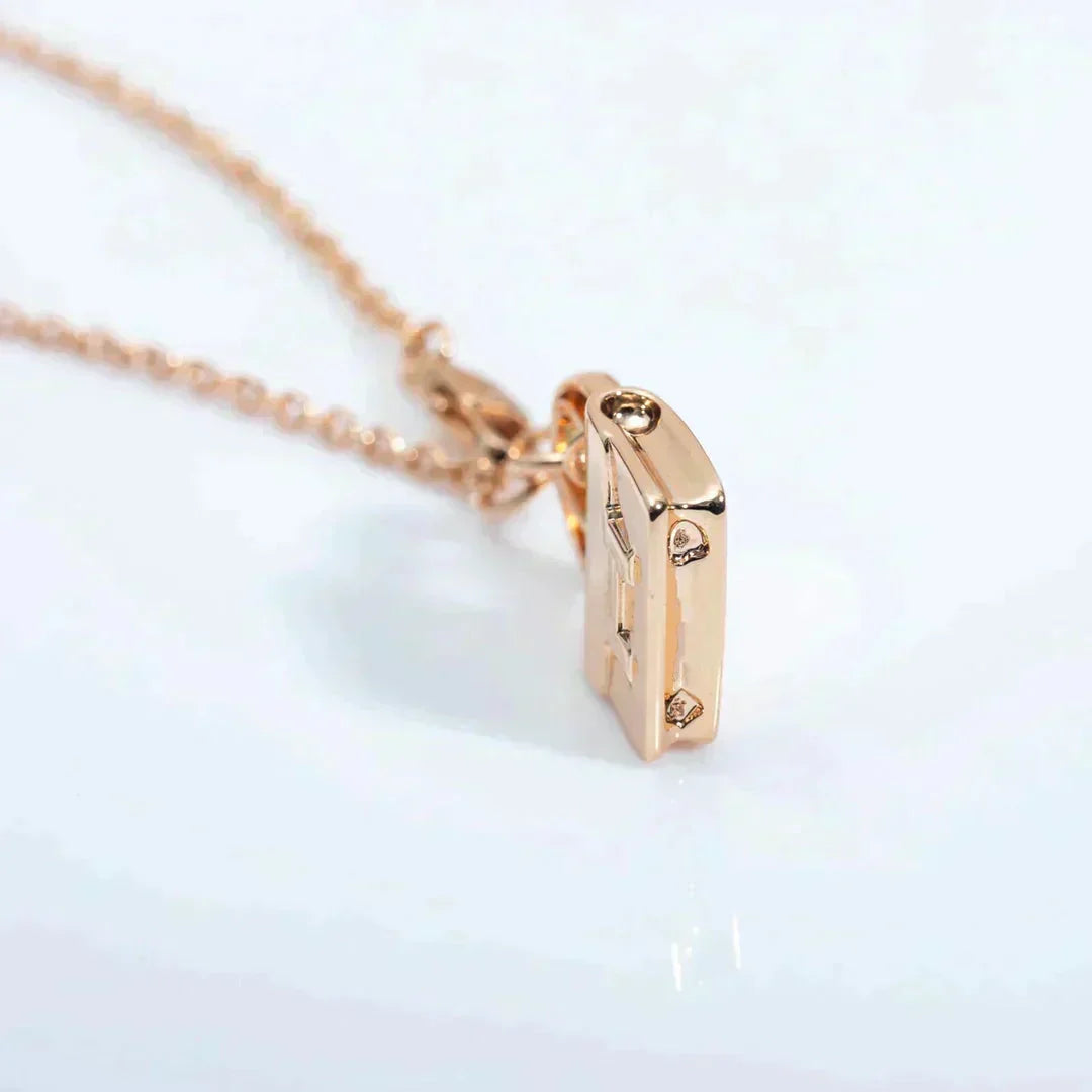 [⭐Haelin Jewelry]AMULETTE PEDANT ROSE GOLD NECKLACE