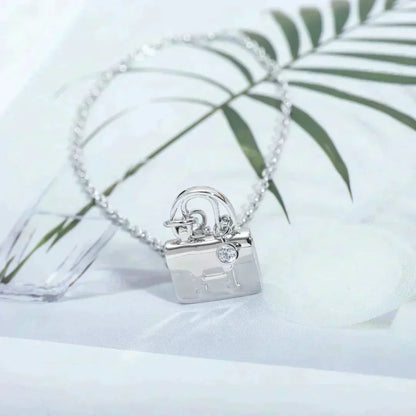 [⭐Haelin Jewelry]AMULETTE PEDANT SILVER NECKLACE