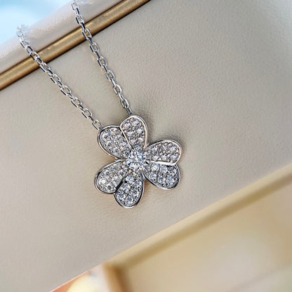 [⭐Haelin Jewelry]CLOVER DIAMOND NECKLACE SILVER