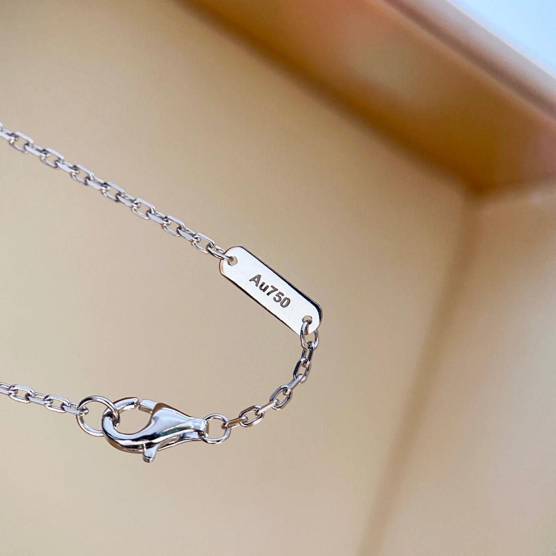 [⭐Haelin Jewelry]CLOVER DIAMOND NECKLACE SILVER