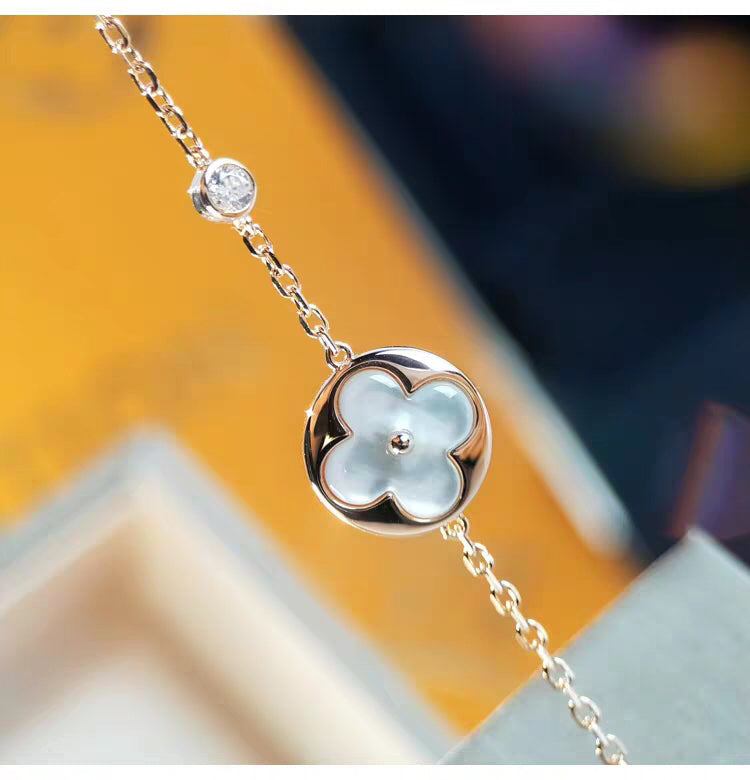 [⭐Haelin Jewelry]SUN MOP GOLD 1 DIAMOND NECKLACE