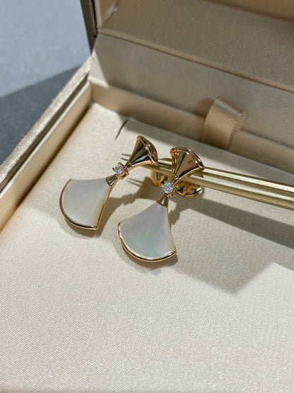 [⭐Haelin Jewelry]DREAM MOP 1 DIAMOND EARRINGS