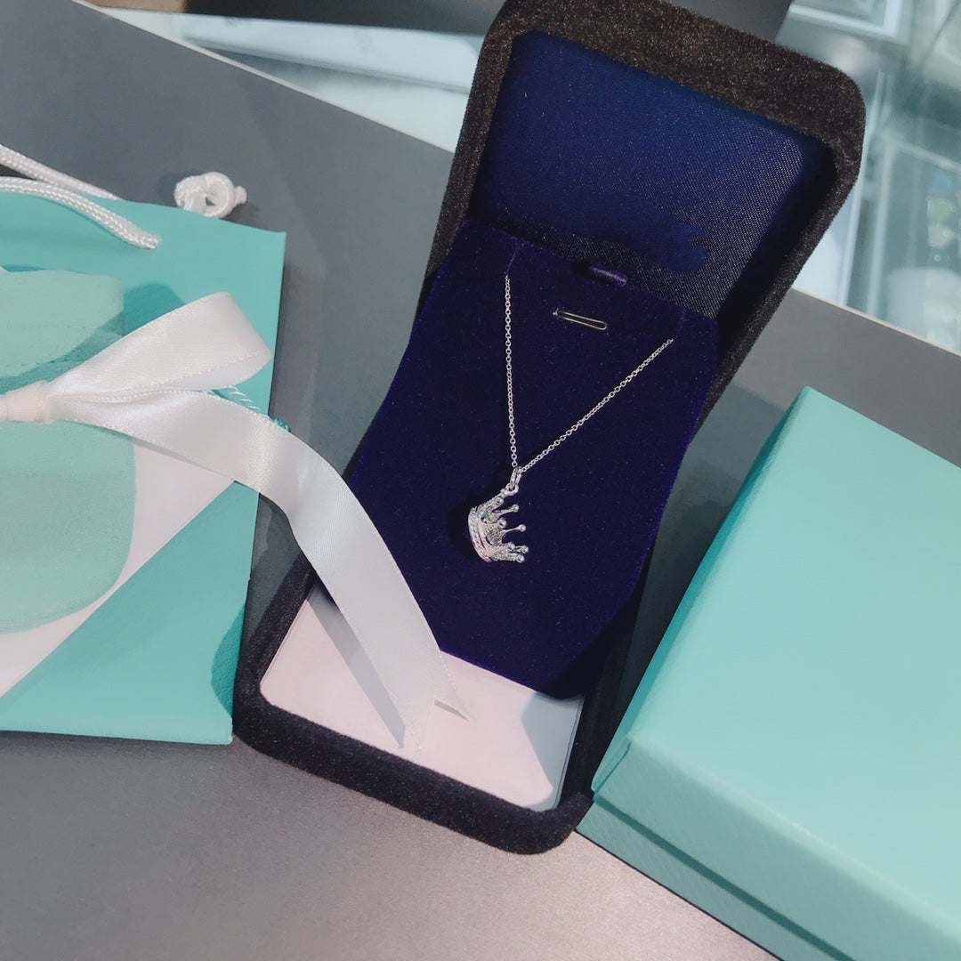 [Haelin Jewelry]CROWN PEDANT NECKLACE