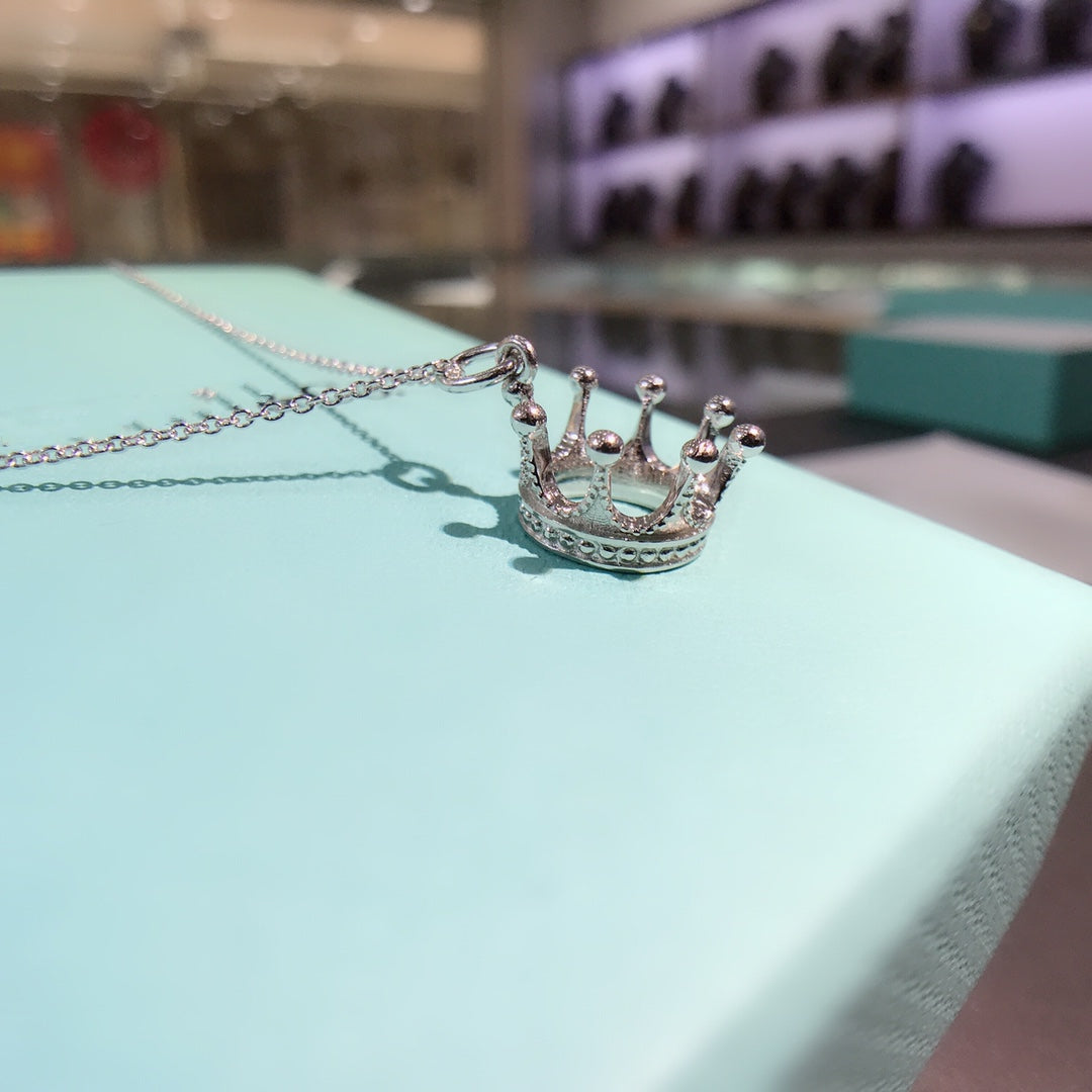 [Haelin Jewelry]CROWN PEDANT NECKLACE