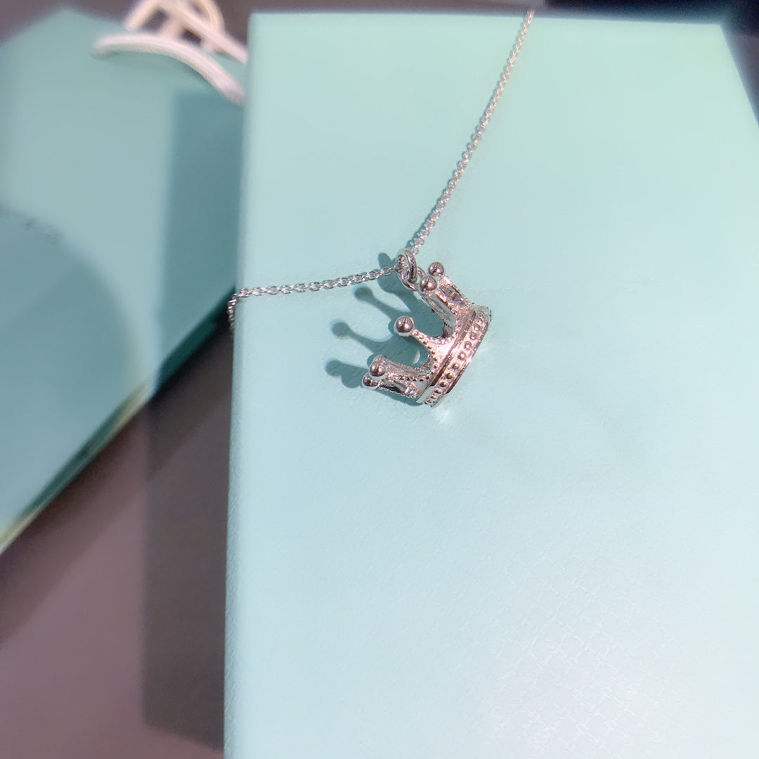 [Haelin Jewelry]CROWN PEDANT NECKLACE