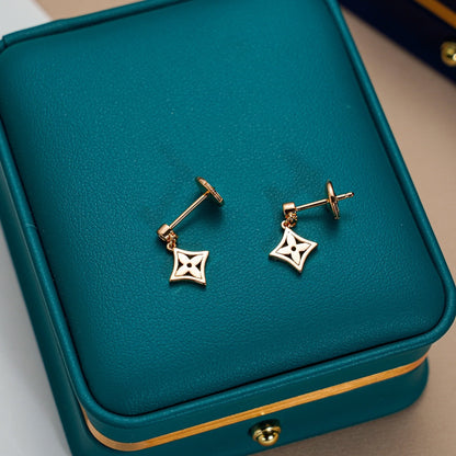[⭐Haelin Jewelry]STAR EARRINGS GOLD