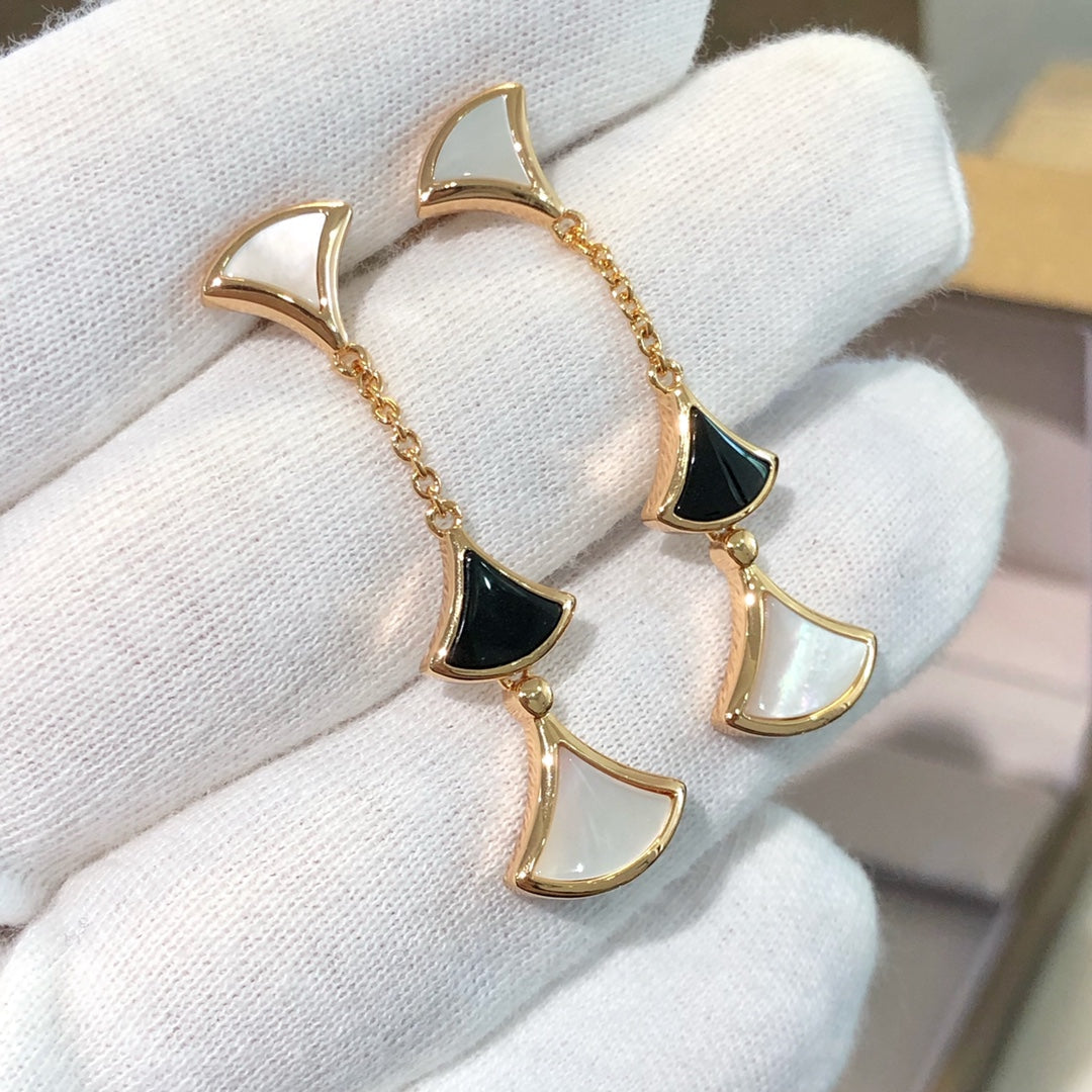 [⭐Haelin Jewelry]DREAM EARRINGS 3 MOTIFS ONYX MOP PINK GOLD
