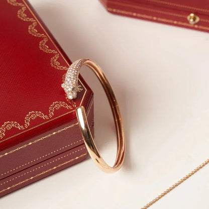 [⭐Haelin Jewelry]PANTHERE HALF DIAMOND OPEN BRACELET