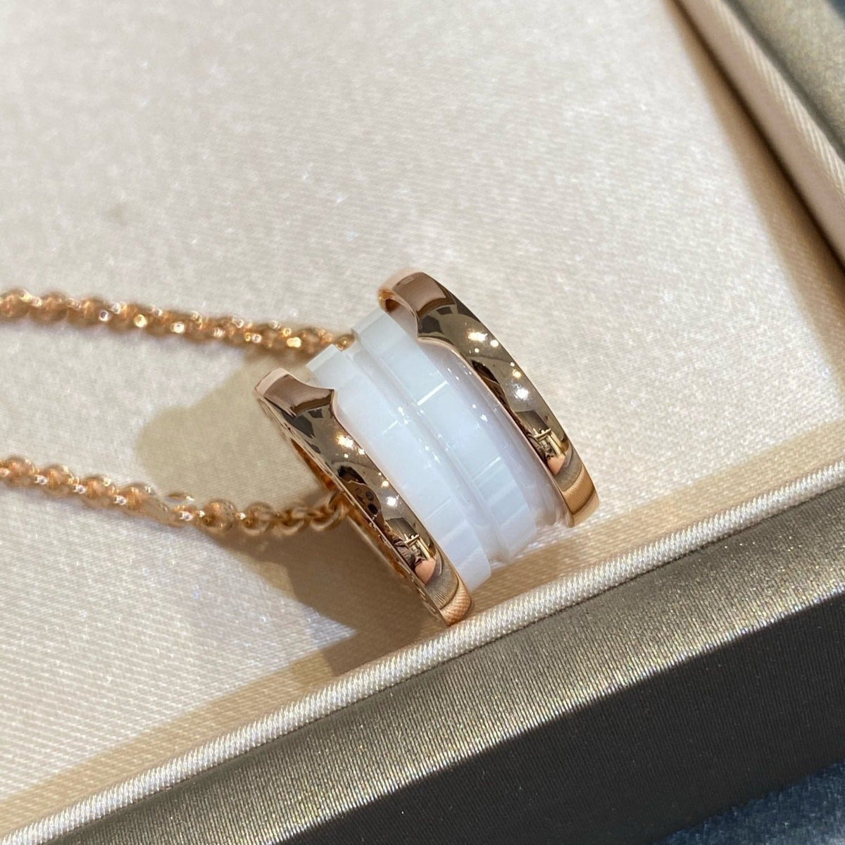 [⭐Haelin Jewelry]ZERO 1 WHITE CERAMIC PINK GOLD NECKLACE
